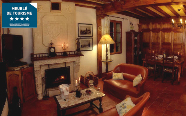self catering - knight's cottage - argentier du roy
